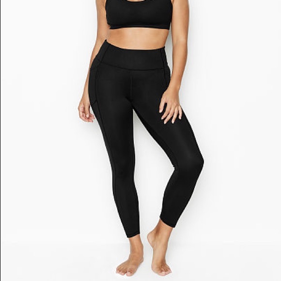 Victoria’s Secret Essential Pocket Black Leggings - Picture 3 of 10